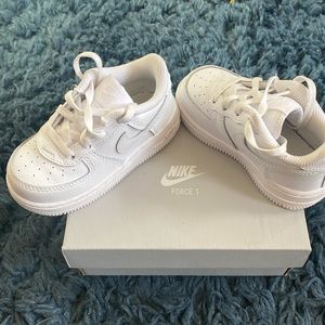 Nike AIR FORCE 1- Toddler Size 7C- Gently Worn